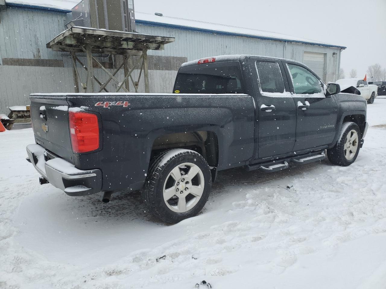 2016 Chevrolet Silverado - Image 3