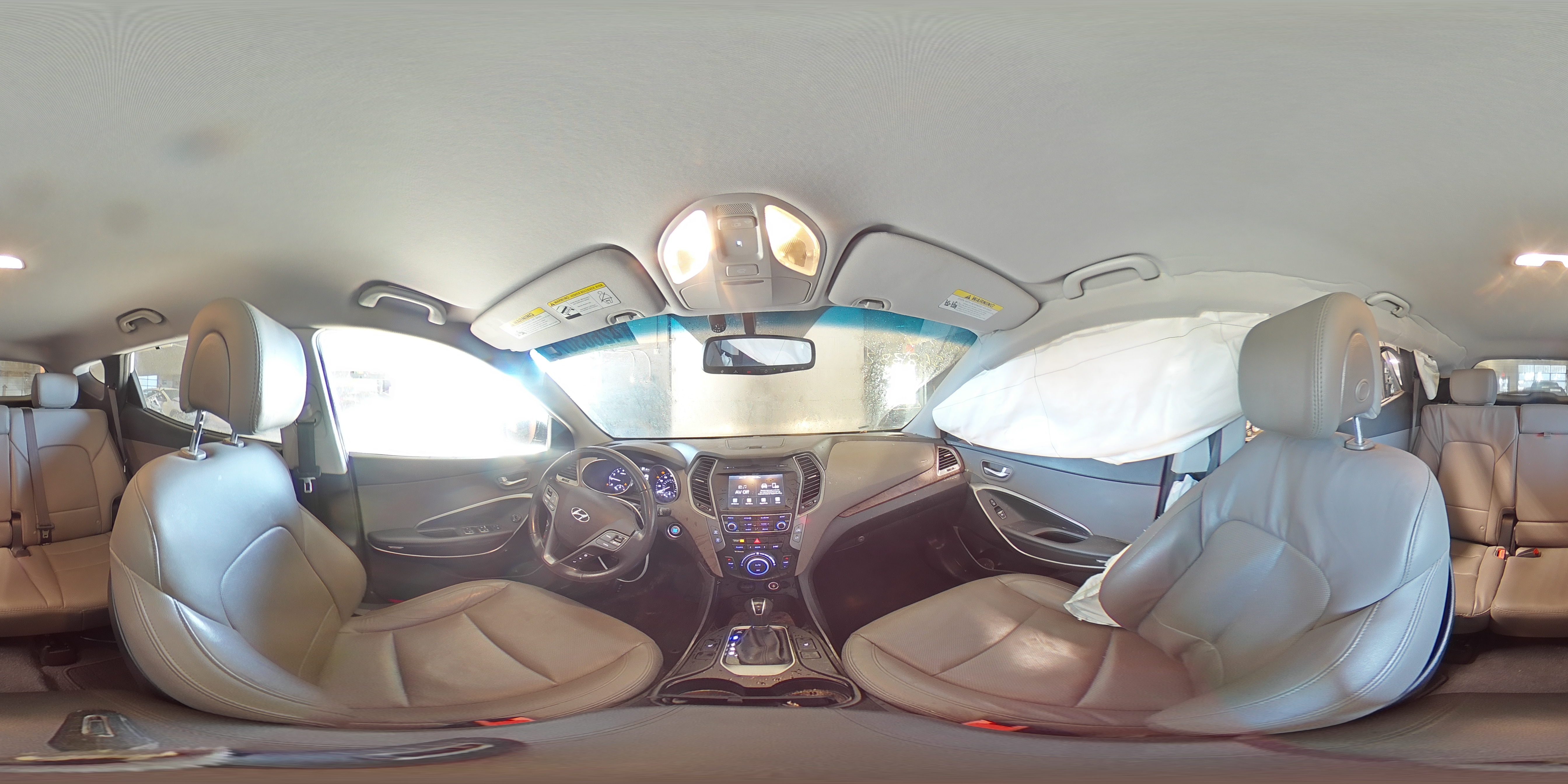 2018 Hyundai Santa Fe - Image 14