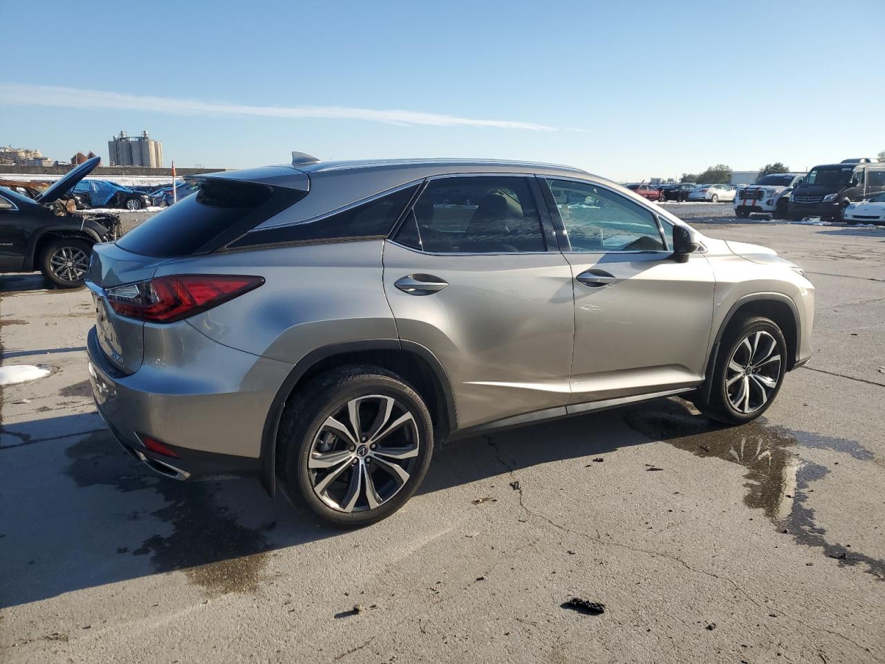 2021 Lexus RX - Image 3