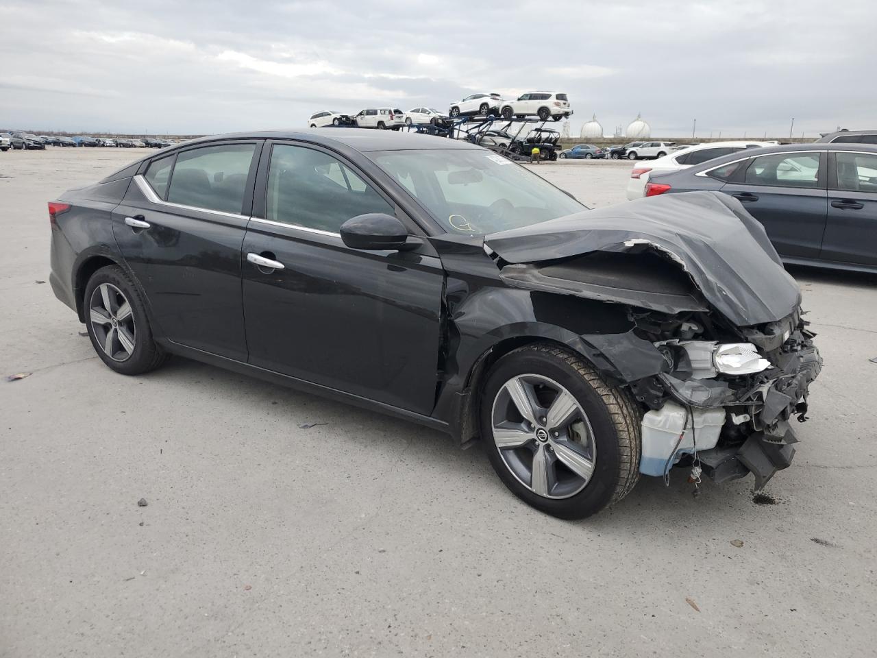2021 Nissan Altima - Image 4