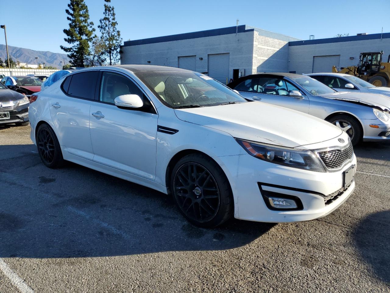 VIN 5XXGN4A73FG390084 2015 KIA OPTIMA no.4