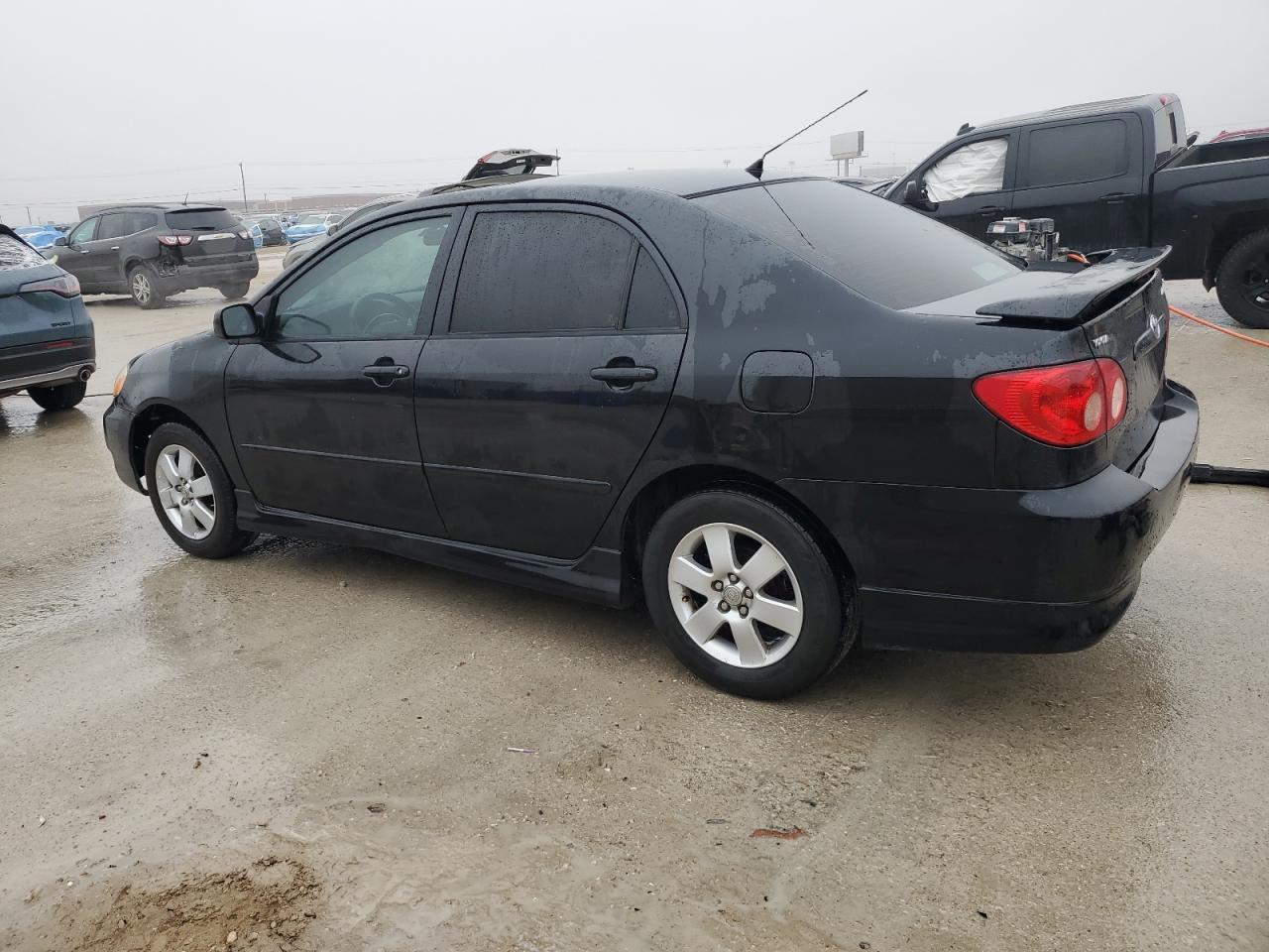 2005 Toyota Corolla - Image 2