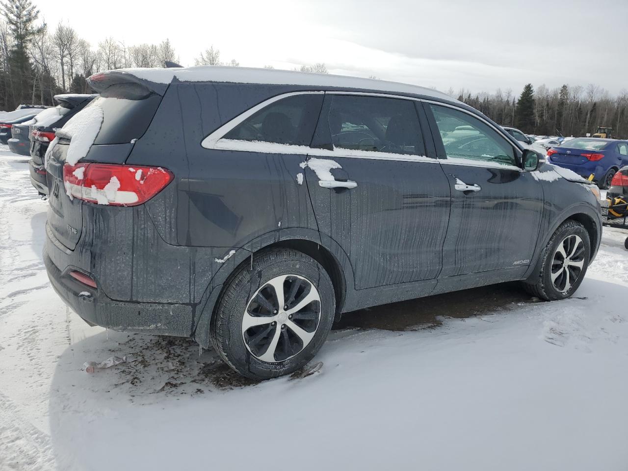 2017 Kia Sorento - Image 3