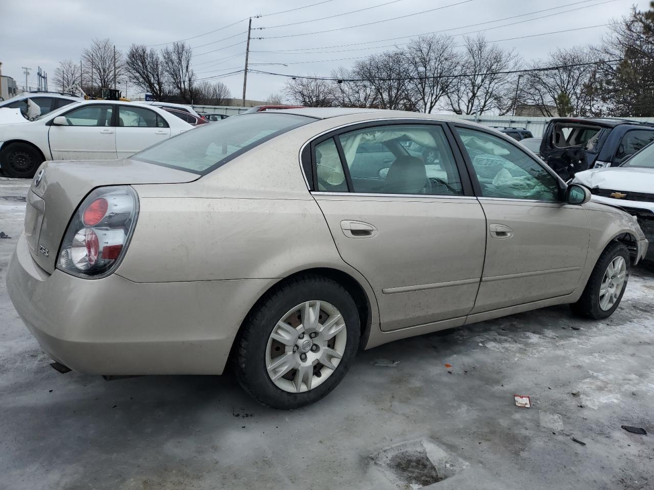 2005 Nissan Altima - Image 3