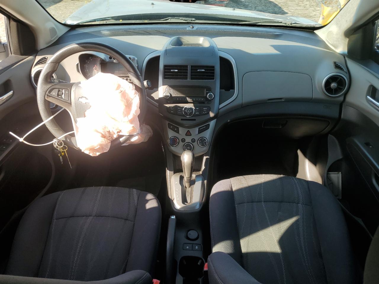 2013 Chevrolet Sonic - Image 8