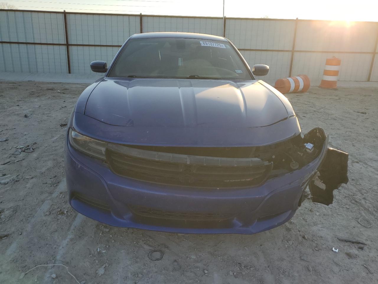 2018 Dodge Charger - Image 5