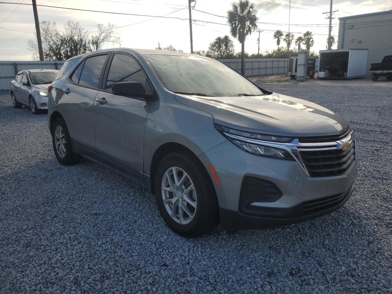 2023 Chevrolet Equinox - Image 4