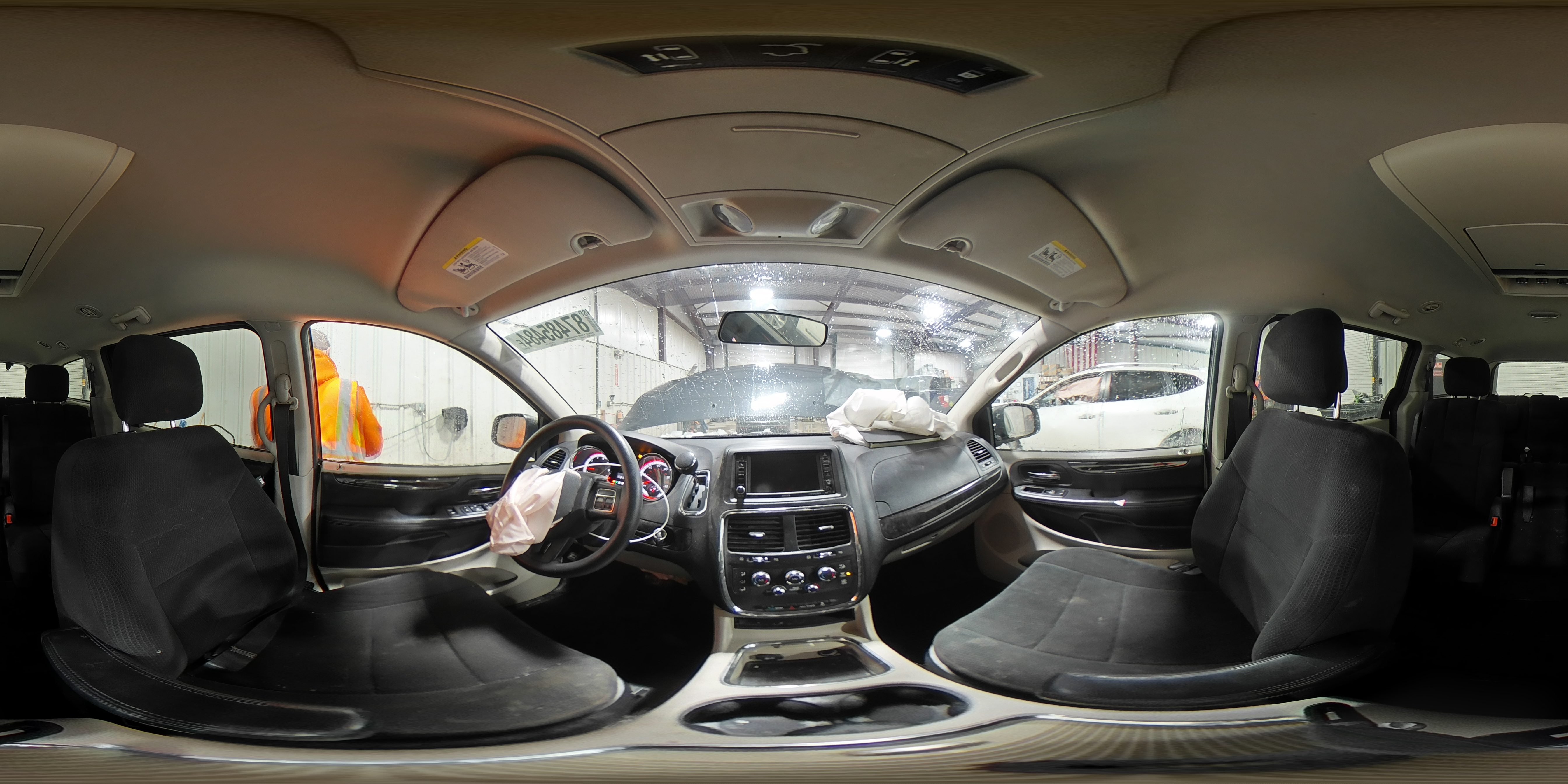 2012 Dodge Caravan - Image 15