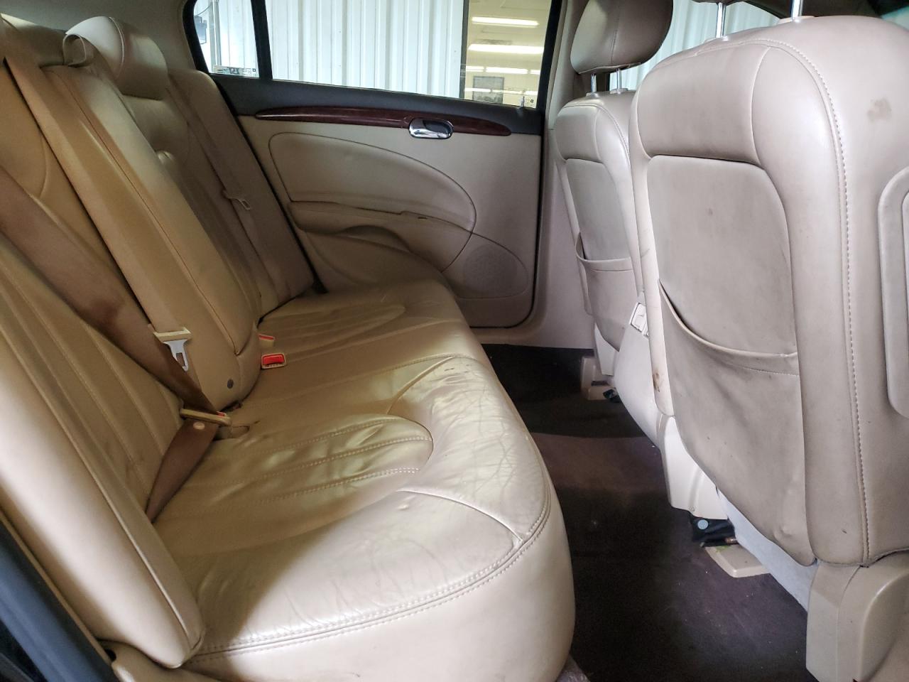 2007 Buick Lucerne - Image 10