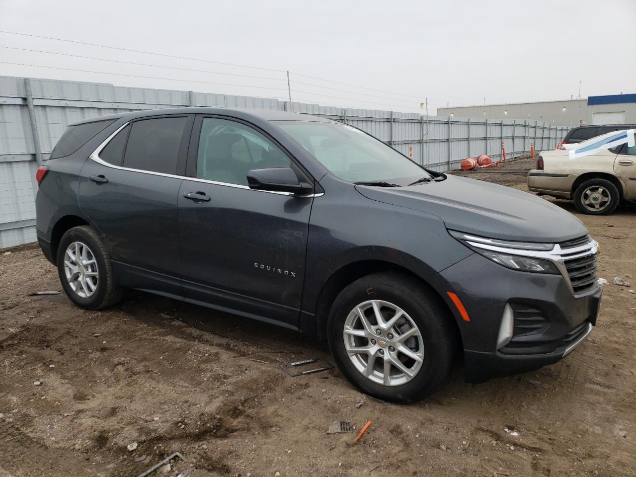 2023 Chevrolet Equinox - Image 4