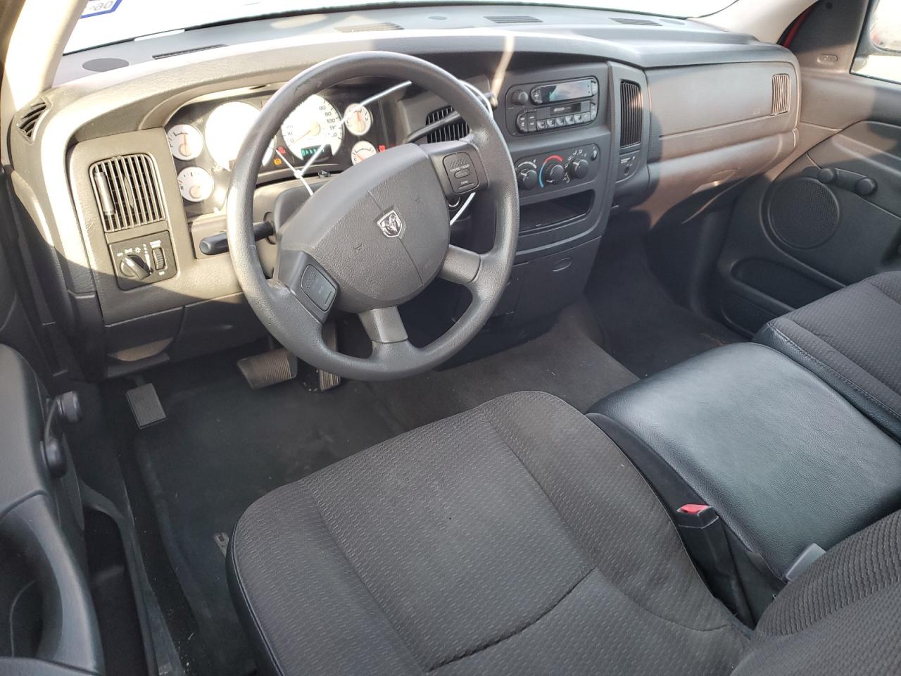 2005 Dodge RAM - Image 8