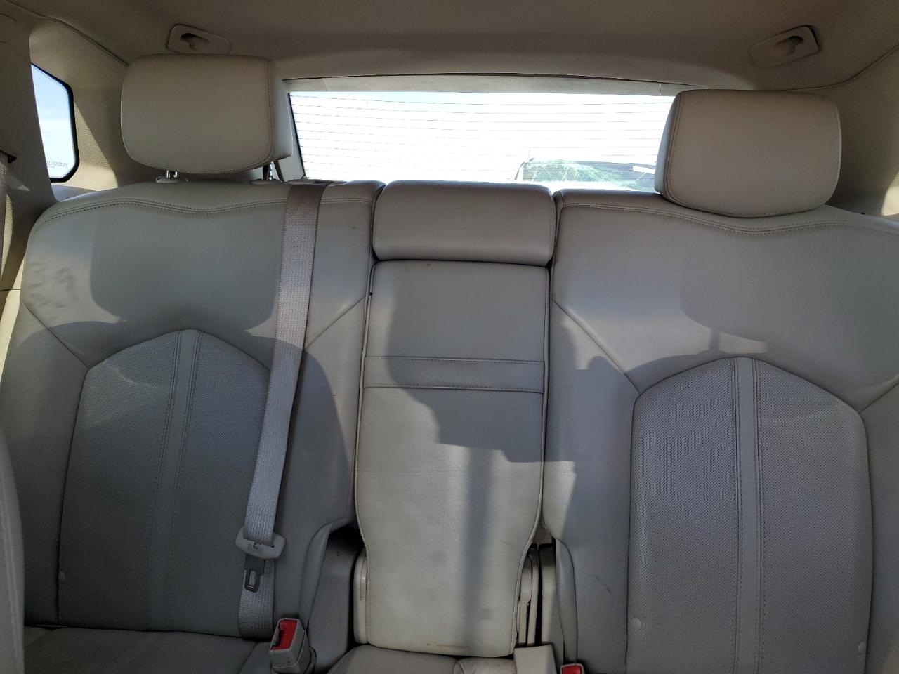 2012 Cadillac SRX - Image 10