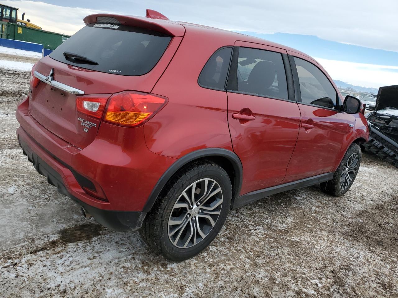 2019 Mitsubishi Outlander - Image 3