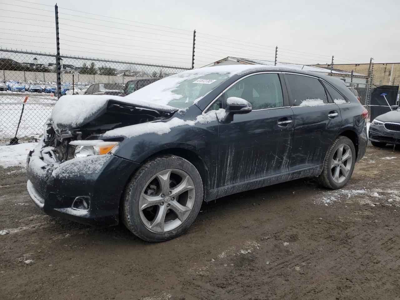 2013 Toyota Venza - Image 1