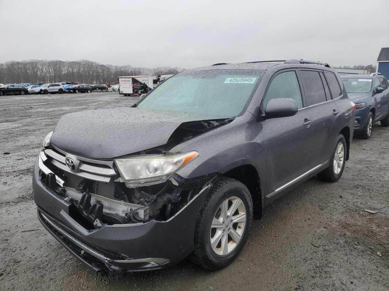 2013 Toyota Highlander - Image 1