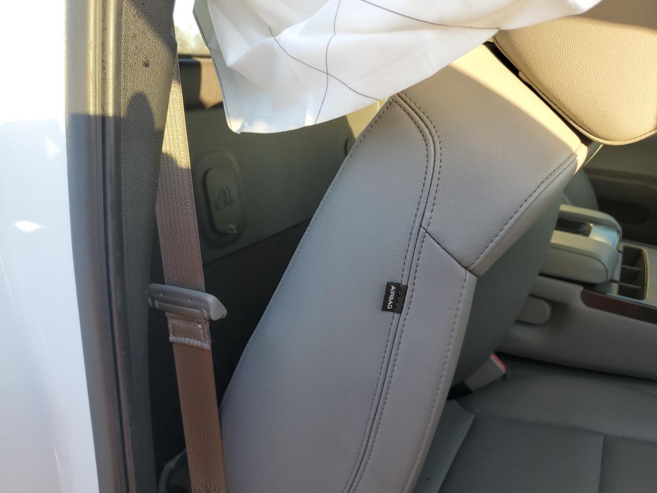 2016 GMC Sierra - Image 10