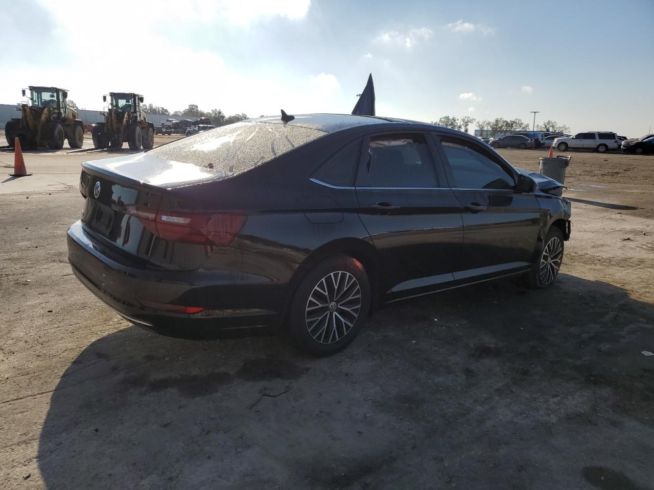 2021 Volkswagen Jetta - Image 3