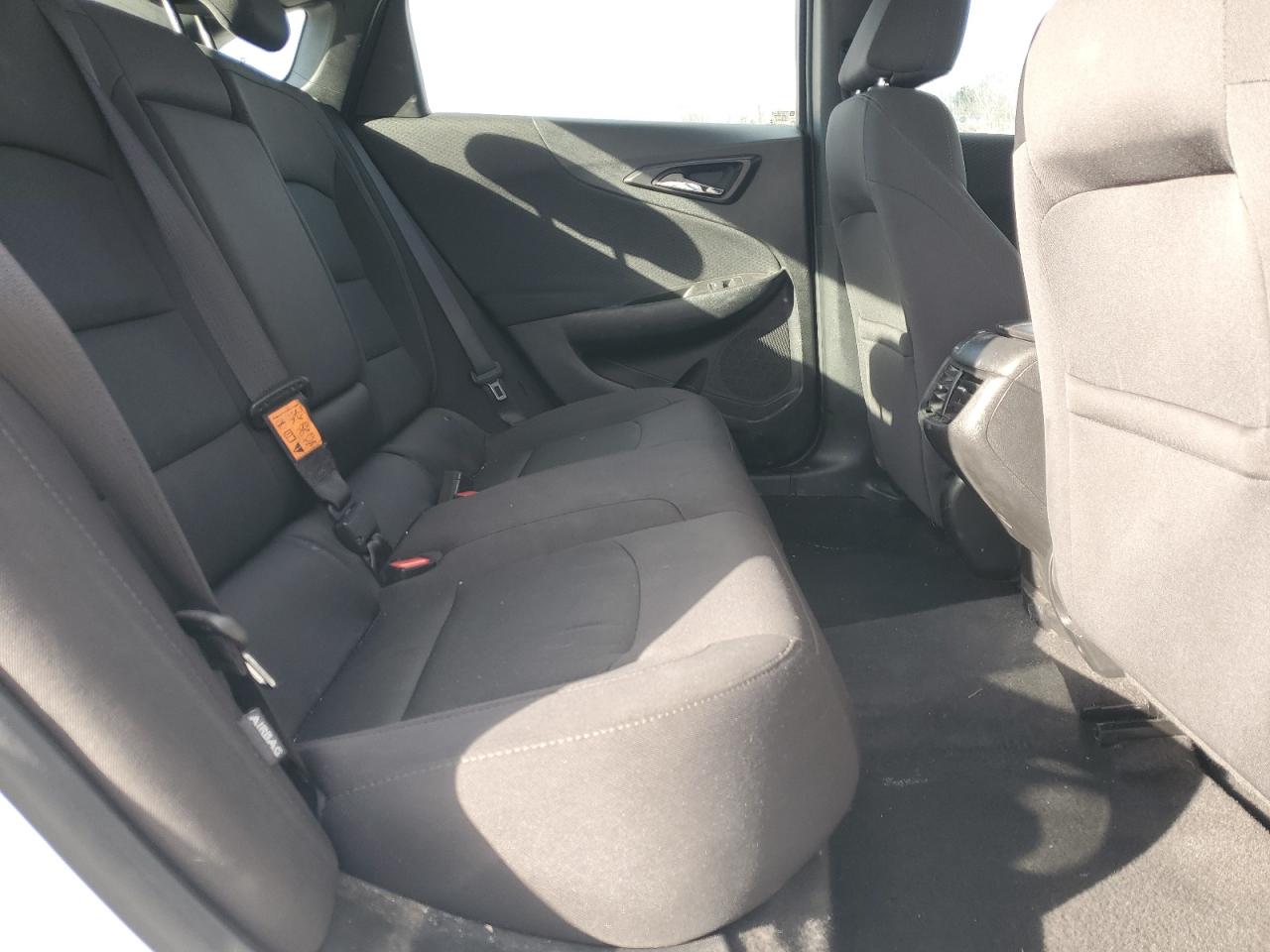2018 Chevrolet Malibu - Image 11