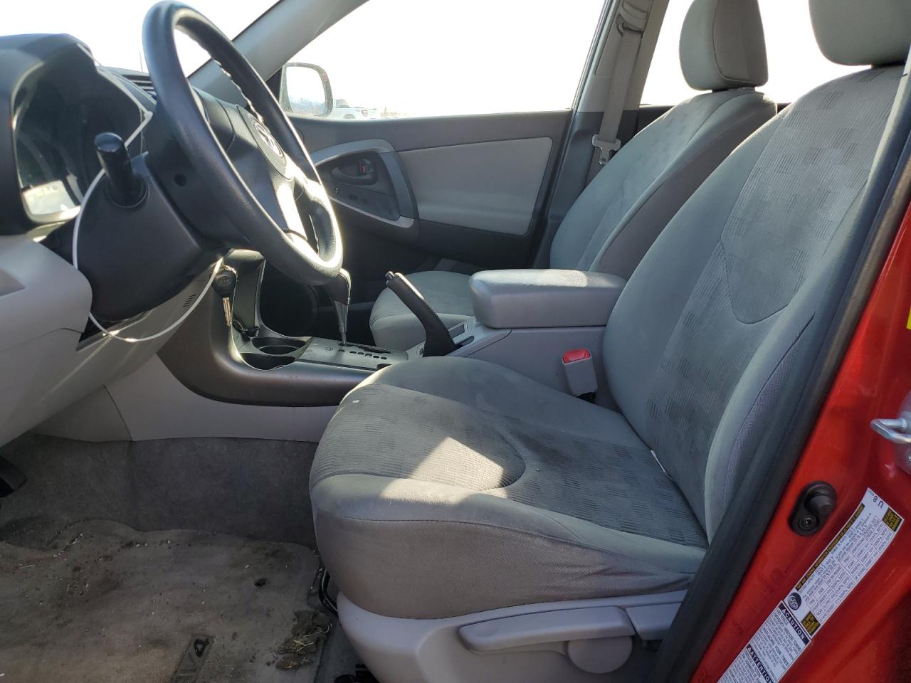 2010 Toyota RAV 4 - Image 7