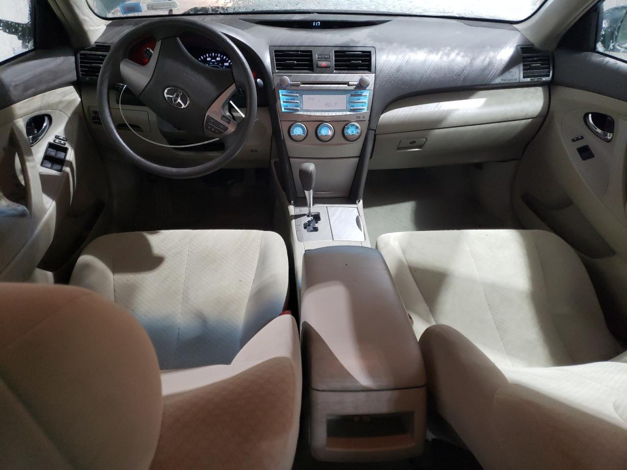2009 Toyota Camry - Image 8
