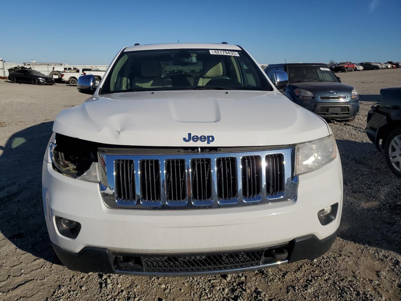 2013 Jeep Grand Cherokee - Image 5