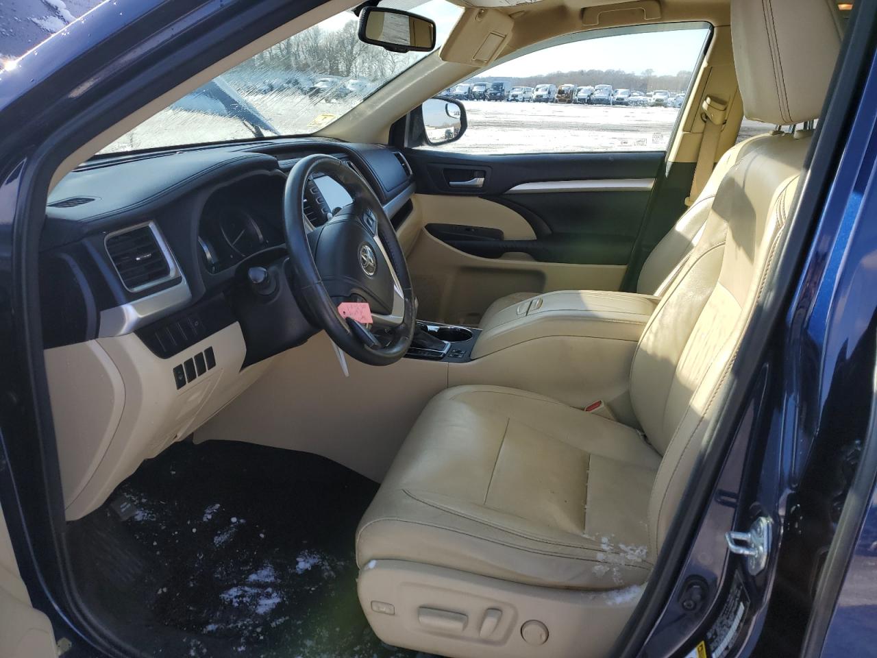 2015 Toyota Highlander - Image 7