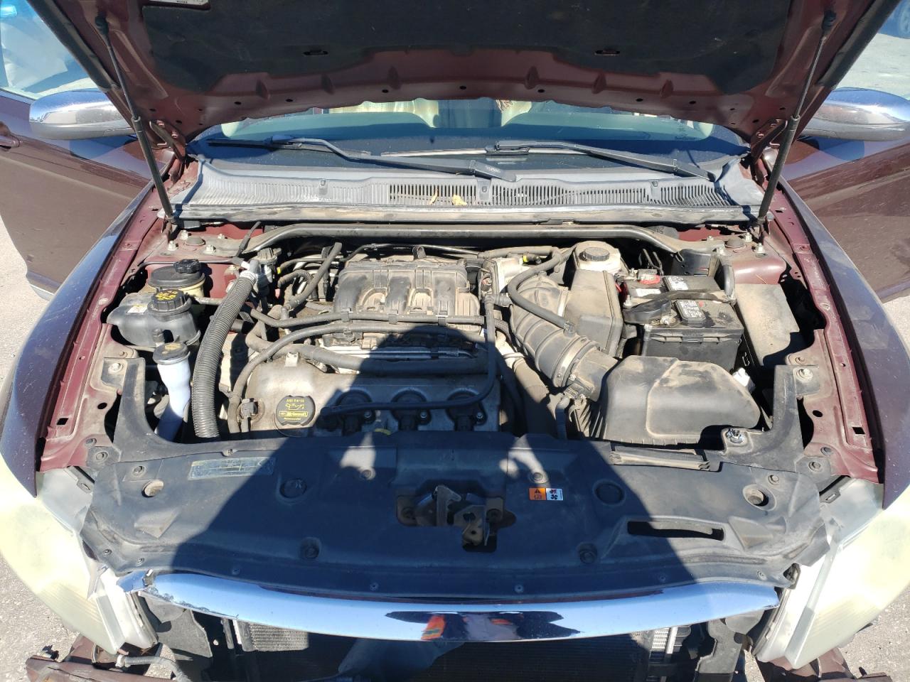 2010 Ford Taurus - Image 13