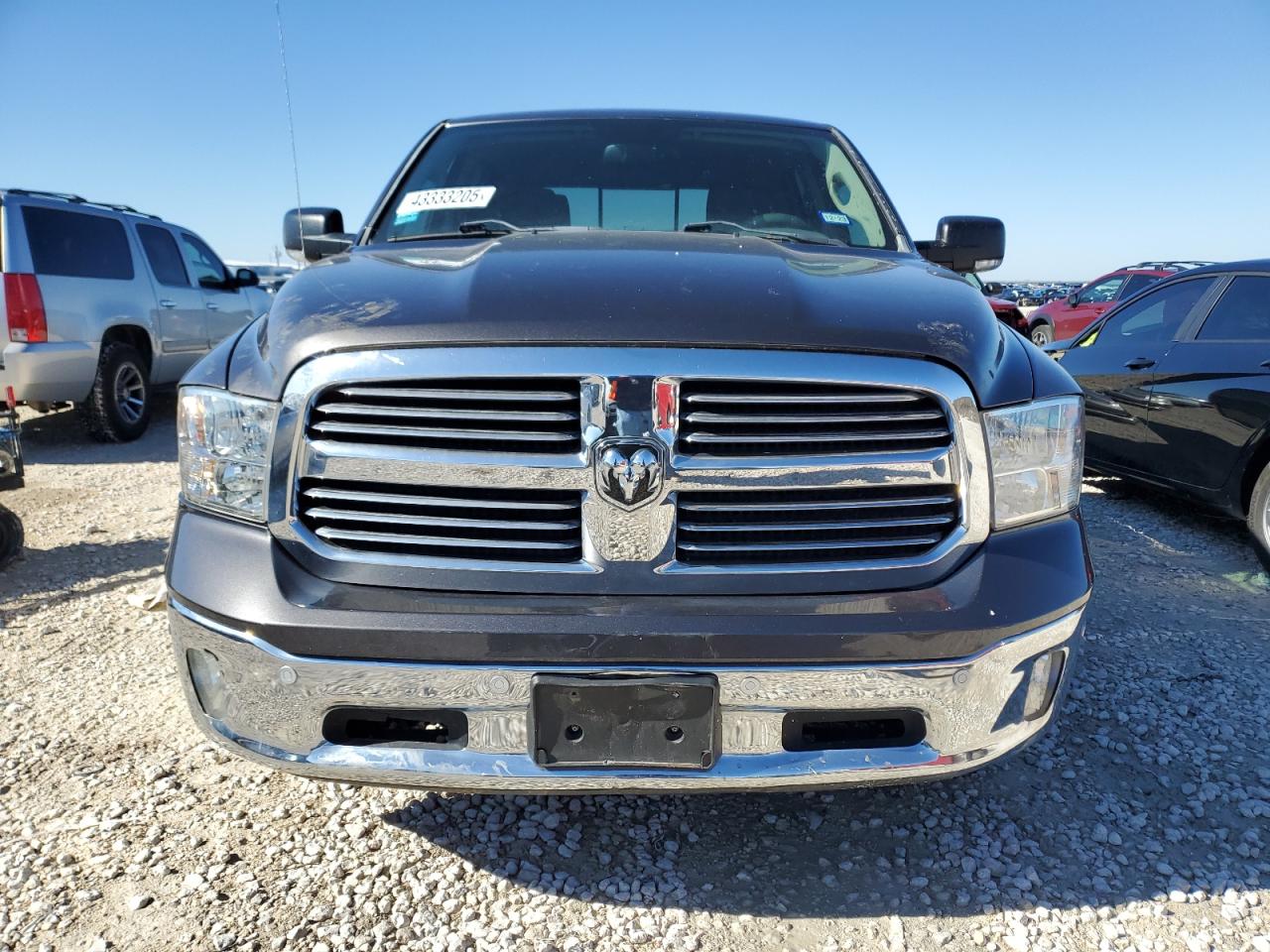 2015 RAM 1500 - Image 5