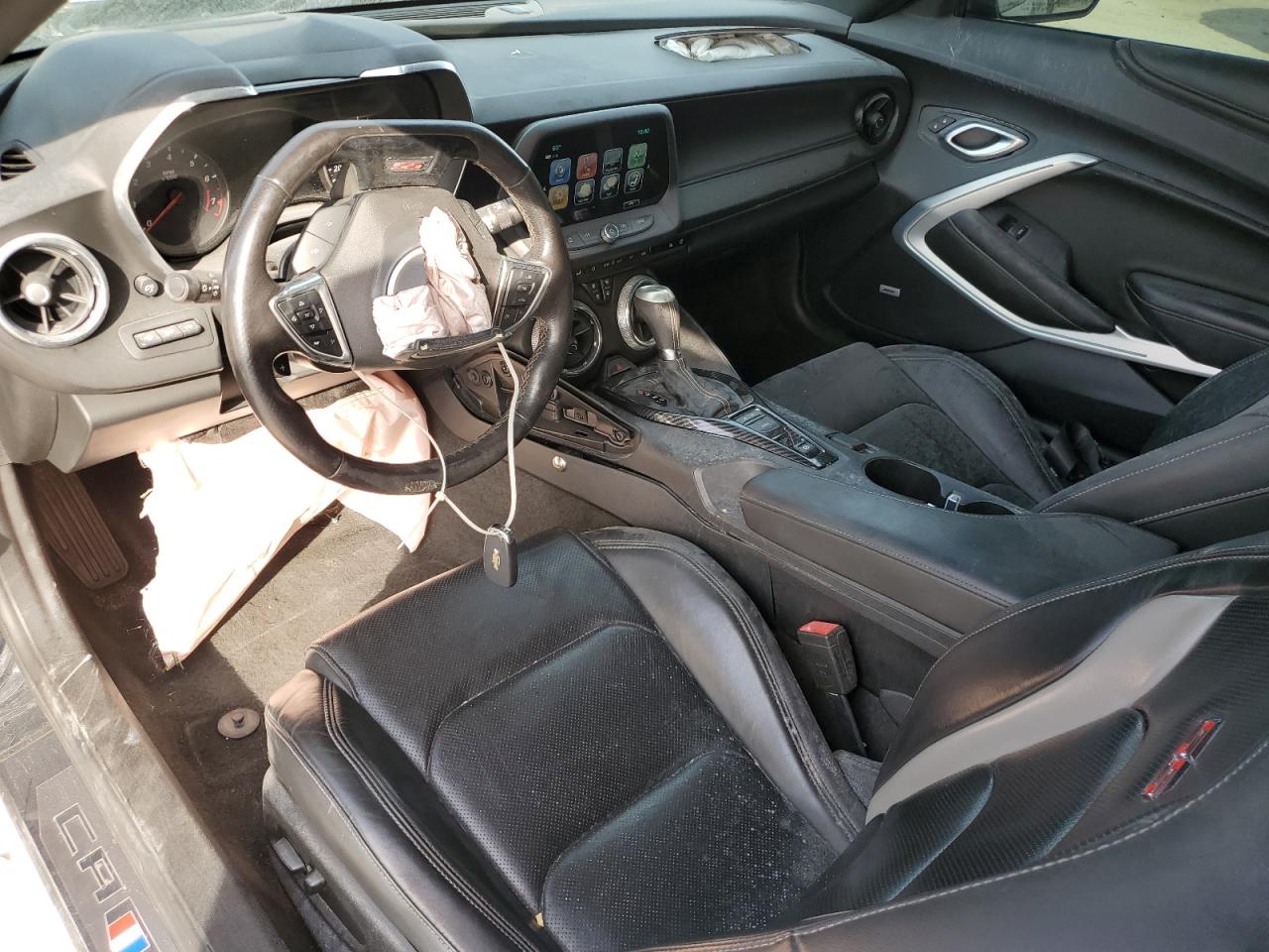 2018 Chevrolet Camaro - Image 8