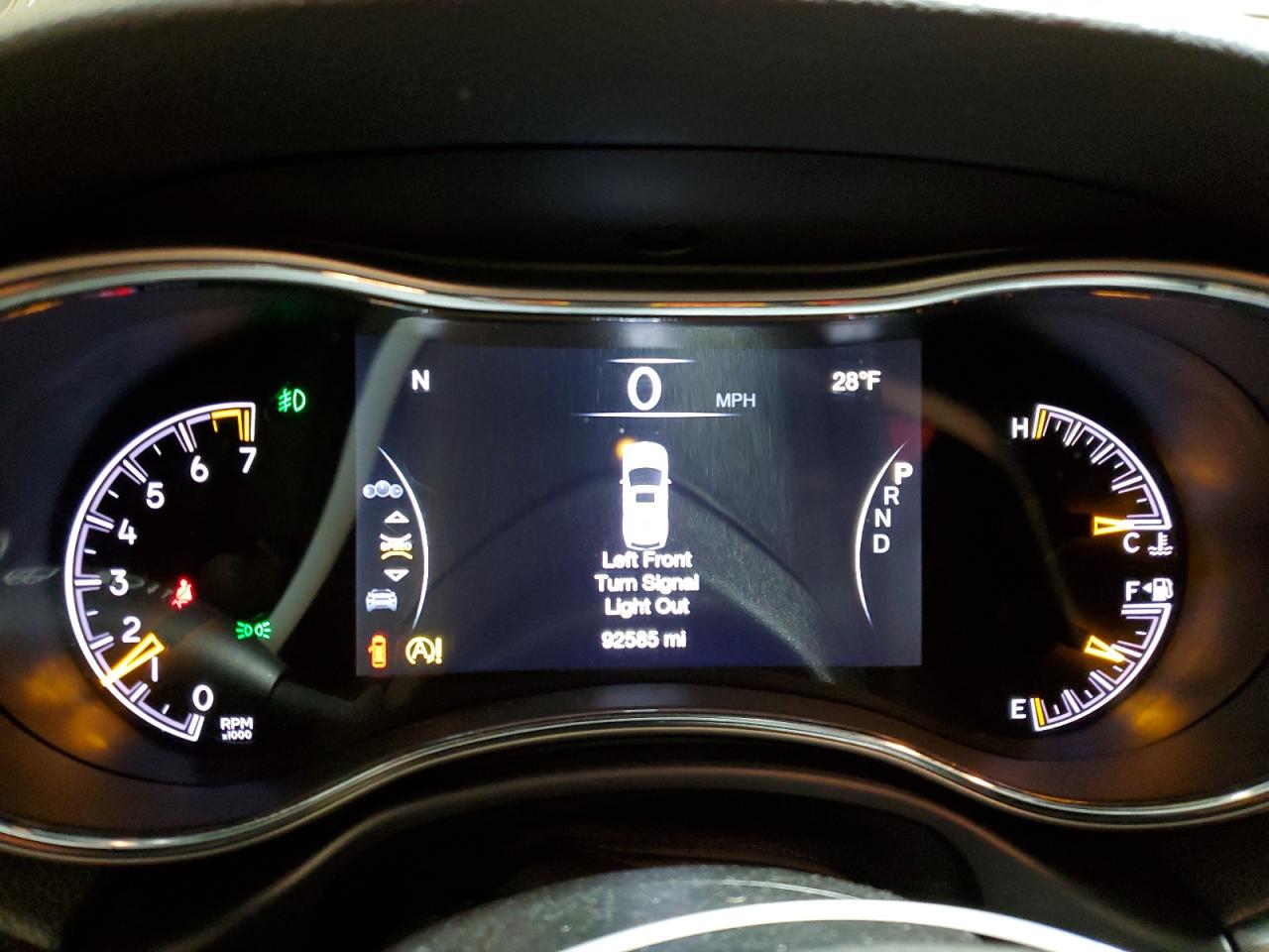 2018 Jeep Grand Cherokee - Image 9