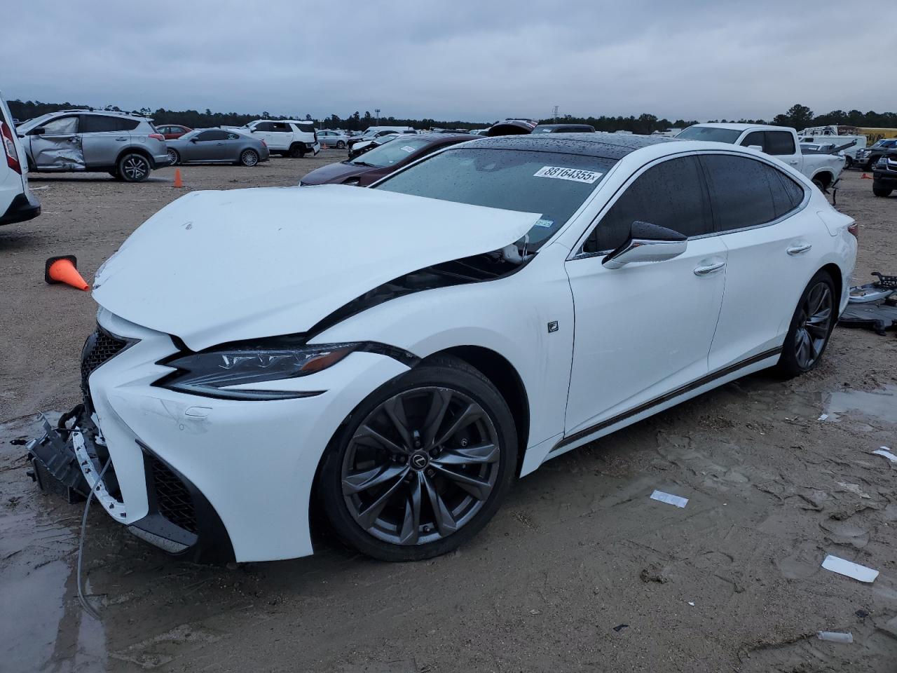 VIN JTHB51FF8J5000245 2018 LEXUS LS500 no.1