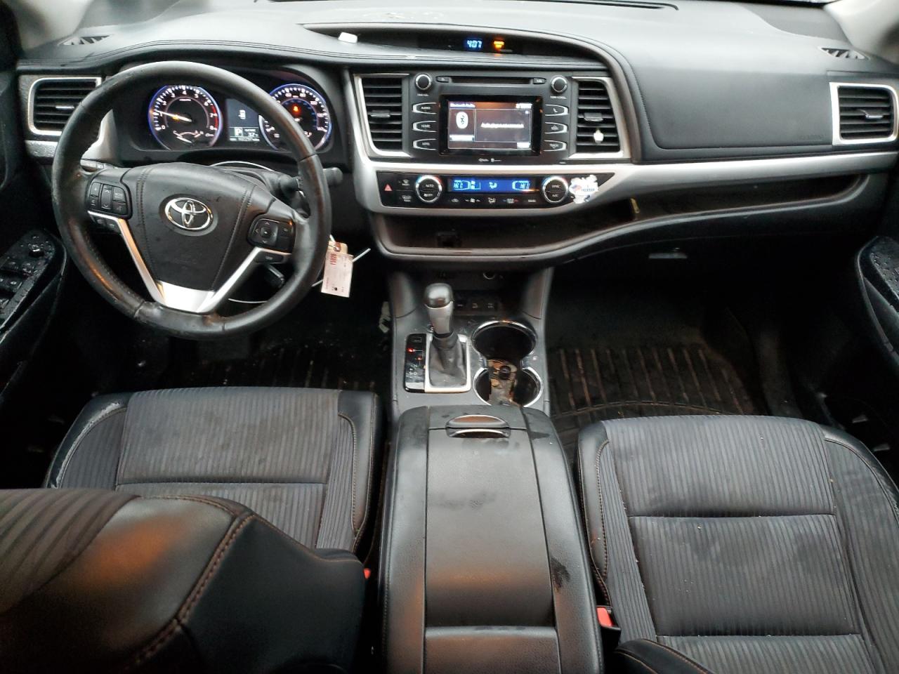 2015 Toyota Highlander - Image 8