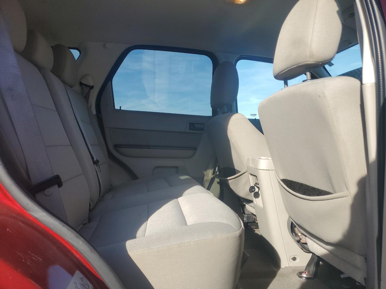 2011 Ford Escape - Image 11