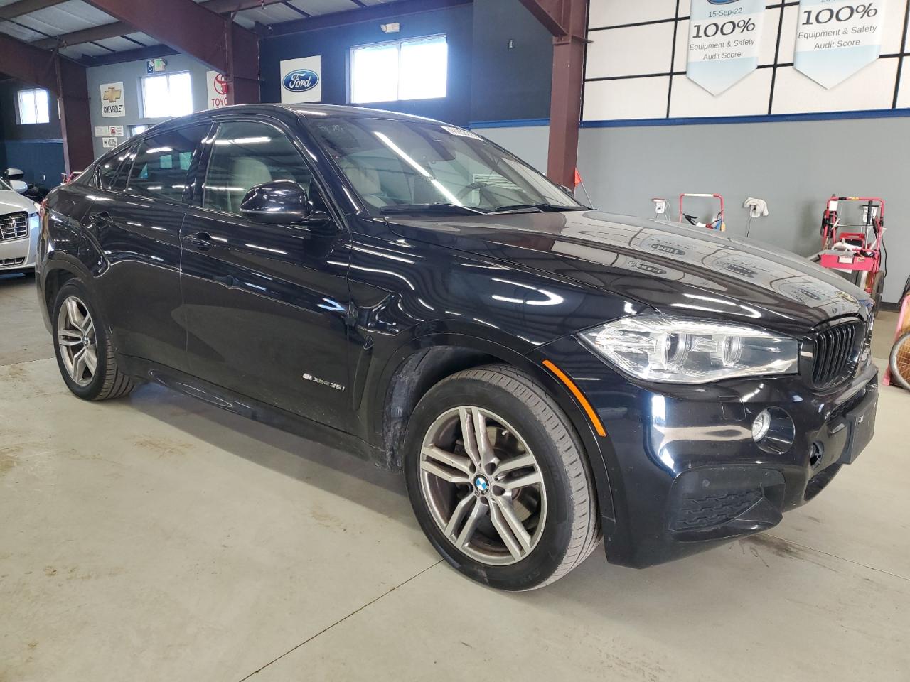 VIN 5UXKU2C56G0N83294 2016 BMW X6 no.4