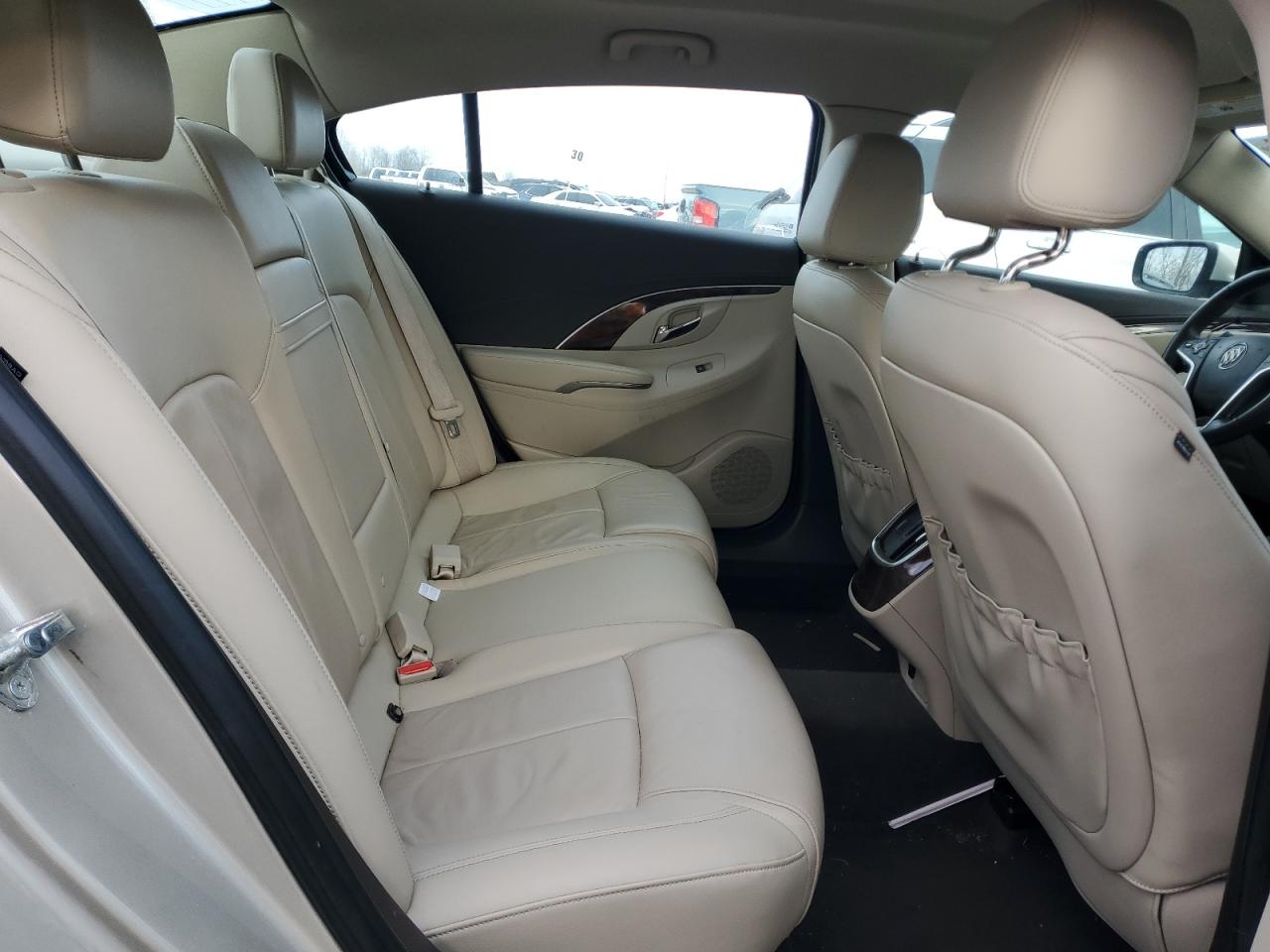2016 Buick LaCrosse - Image 10