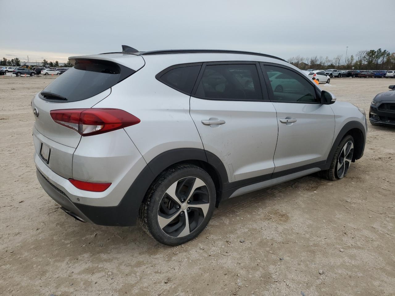 2018 Hyundai Tucson - Image 3
