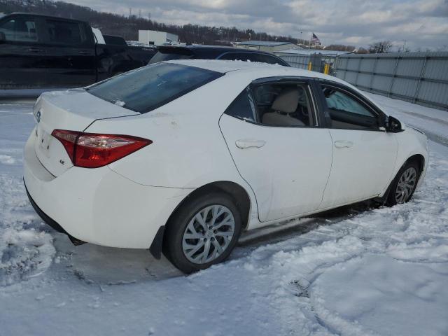  TOYOTA COROLLA 2017 Biały