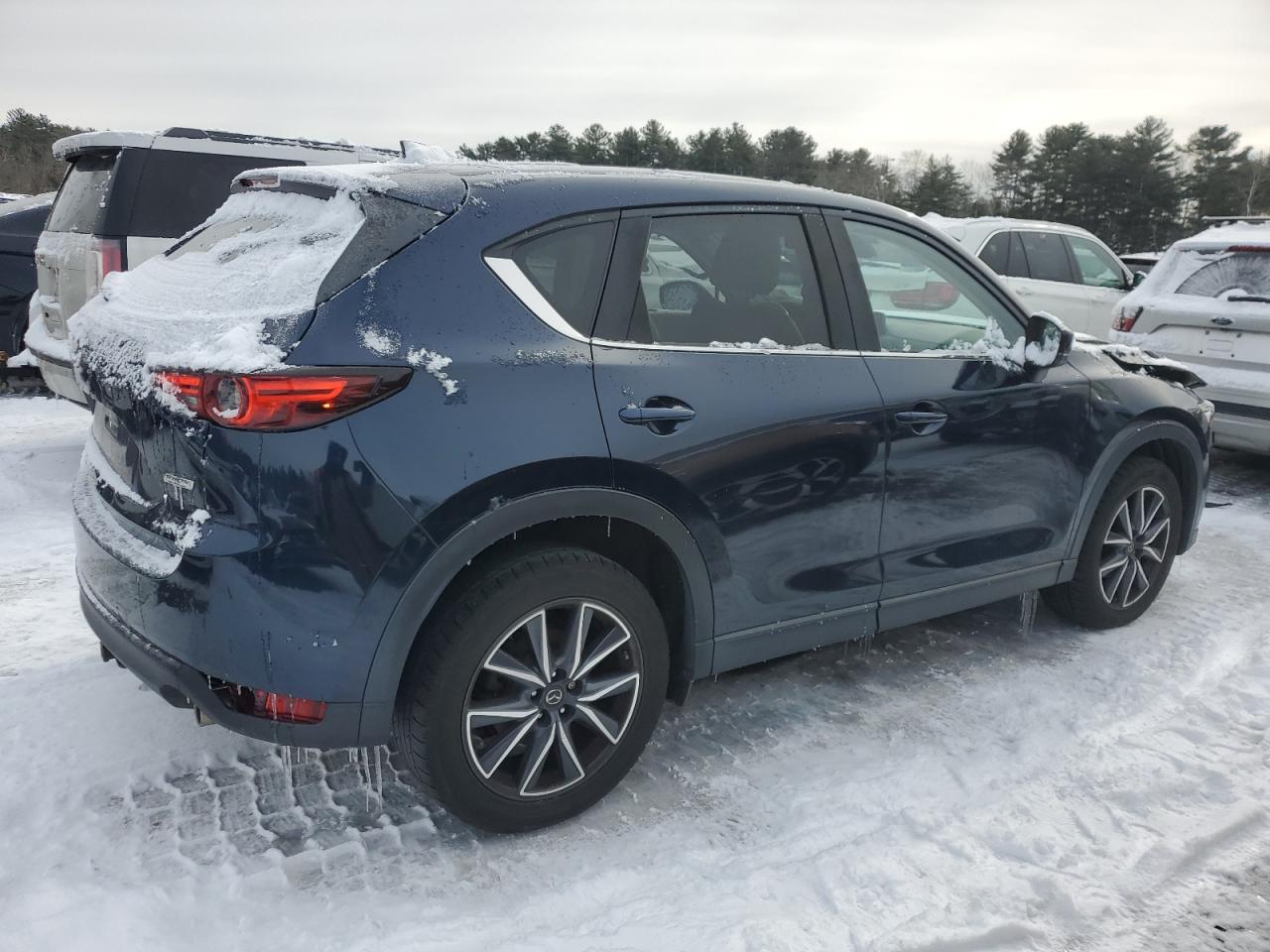2018 Mazda CX-5 - Image 3
