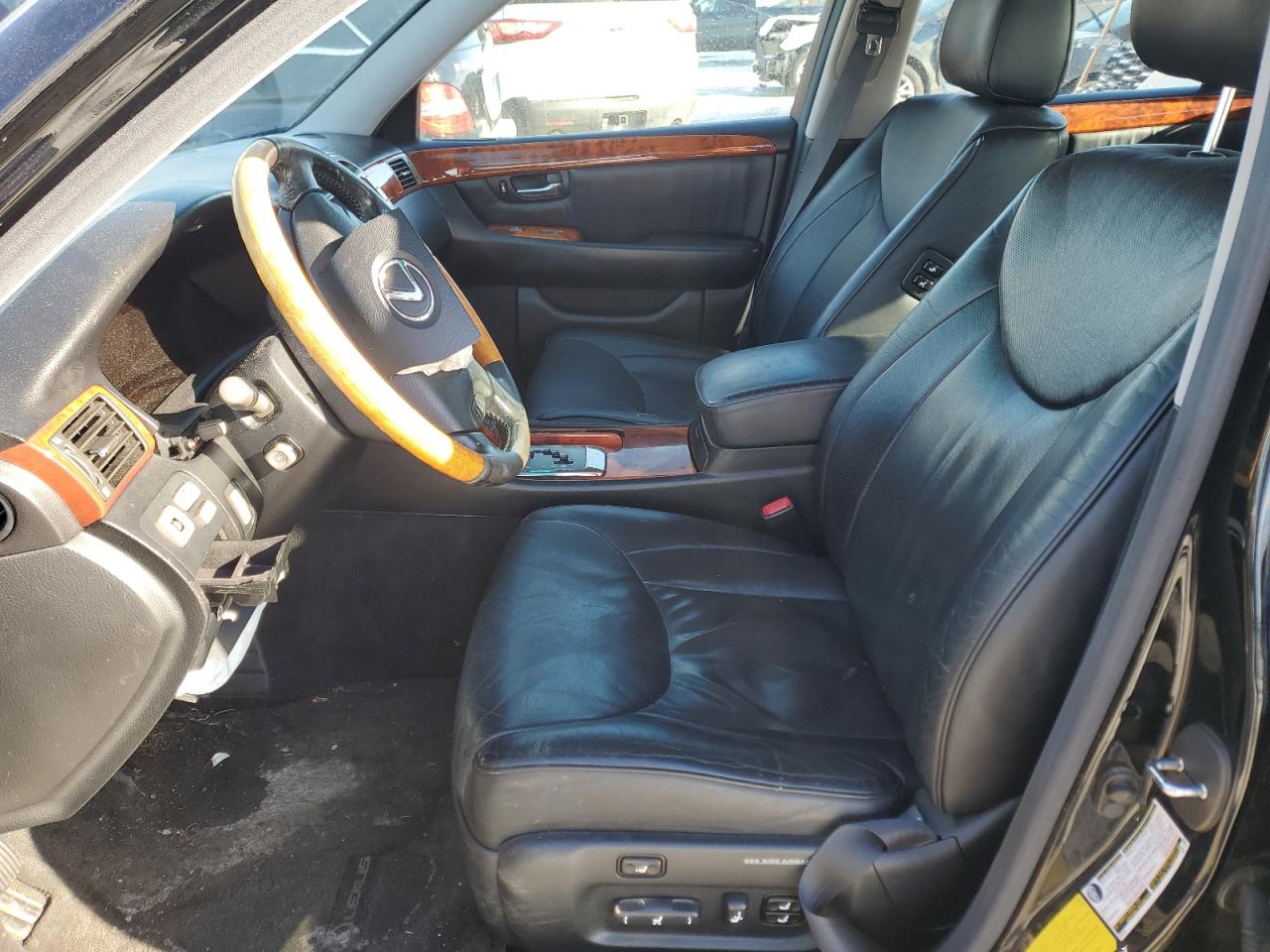 2004 Lexus LS - Image 7