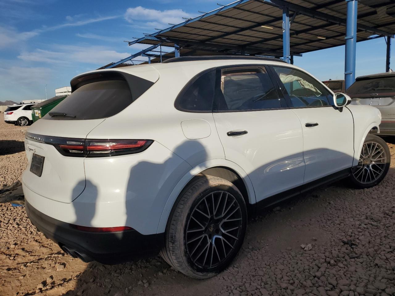 2019 Porsche Cayenne - Image 3