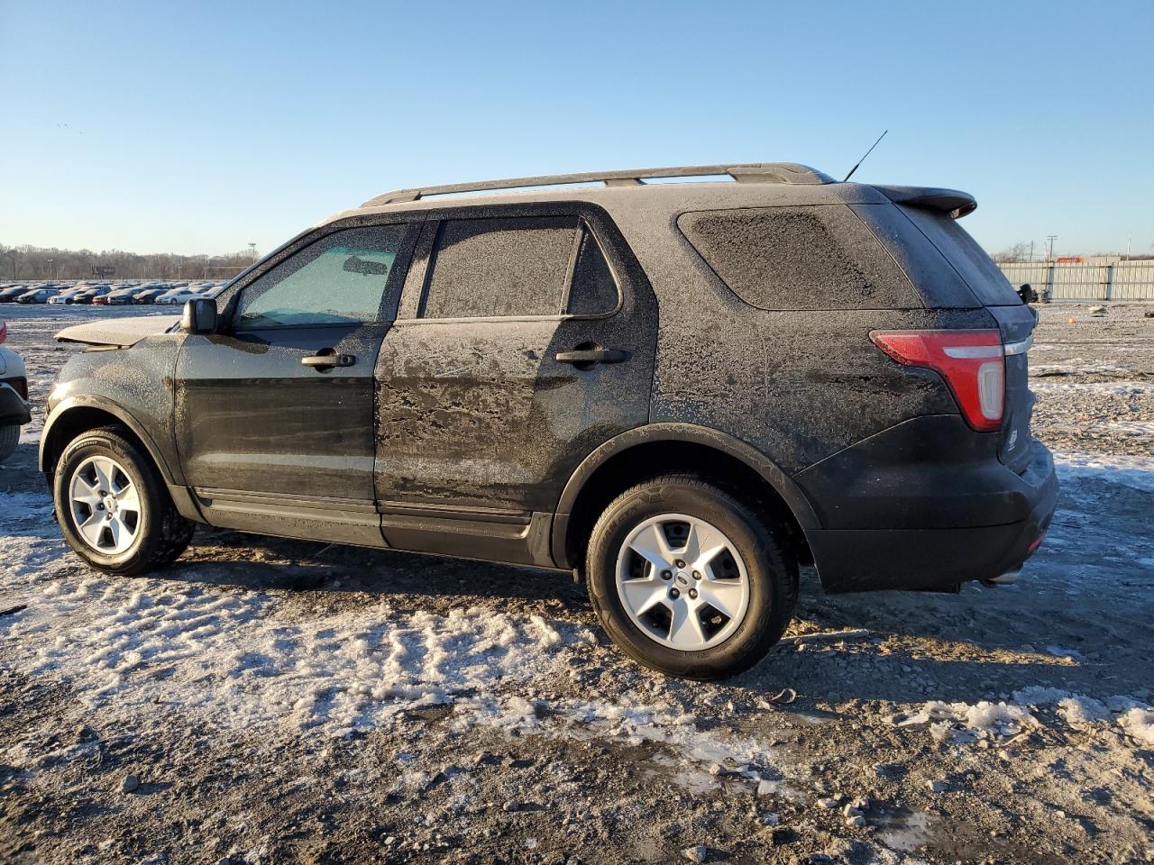 2014 Ford Explorer - Image 2