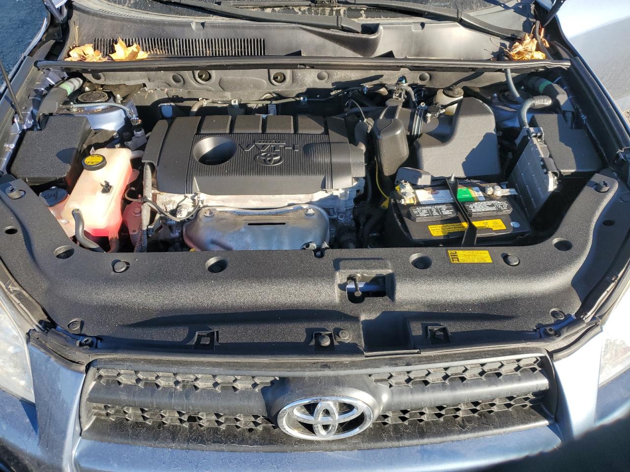 2011 Toyota RAV 4 - Image 12