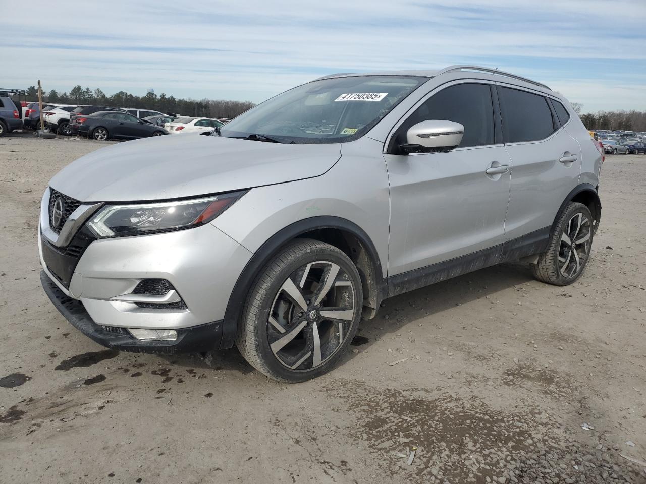 2020 Nissan Rogue - Image 1
