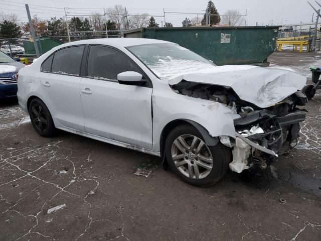  VOLKSWAGEN JETTA 2018 Сріблястий