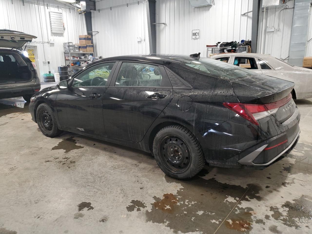 2024 Hyundai Elantra - Image 2