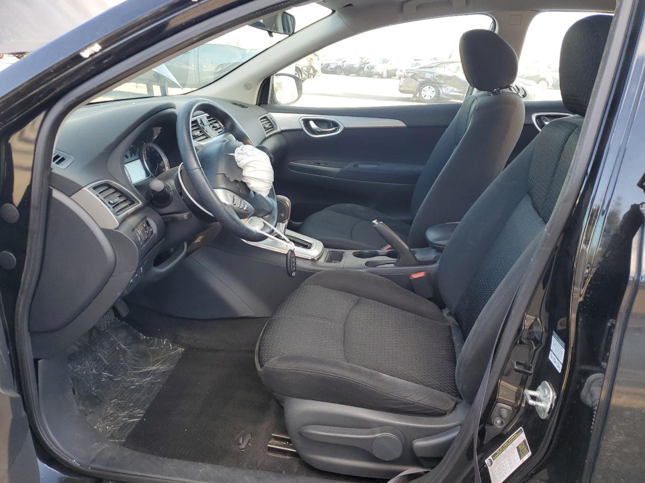 2014 Nissan Sentra - Image 7
