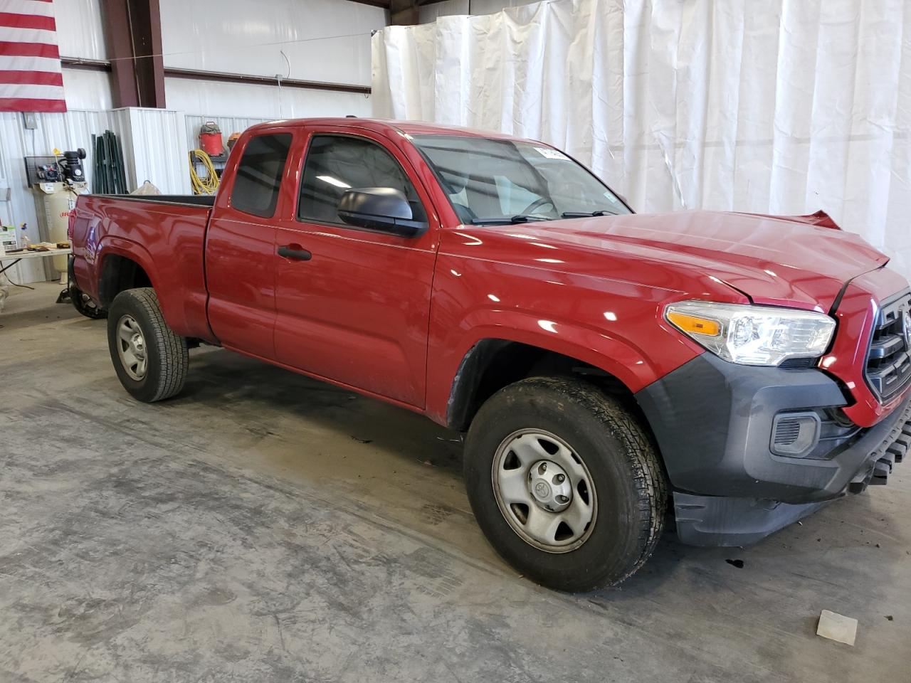 2016 Toyota Tacoma - Image 4