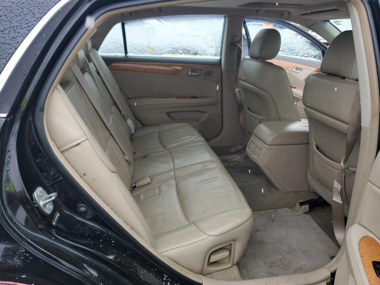 2006 Toyota Avalon - Image 10