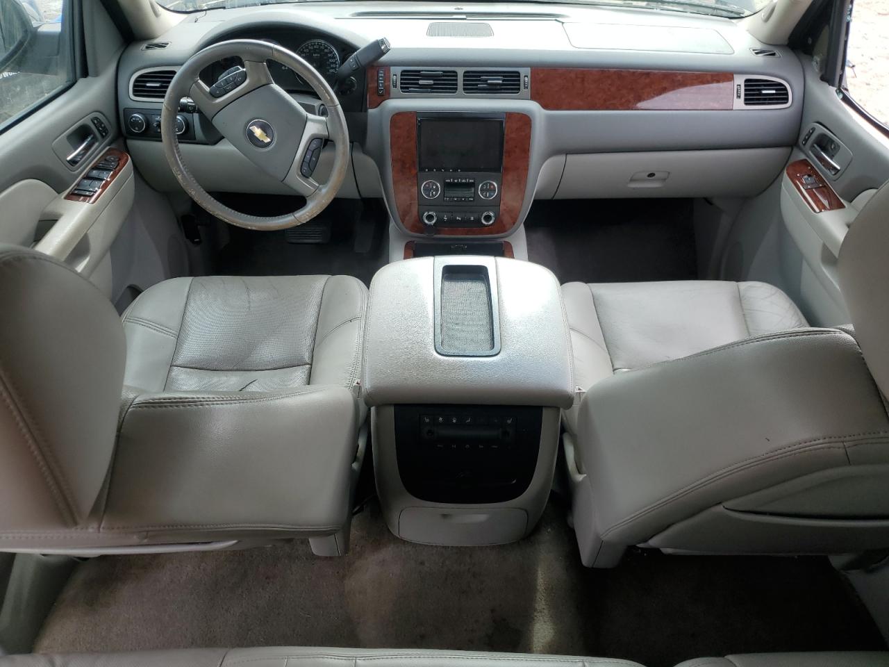 2011 Chevrolet Tahoe - Image 8