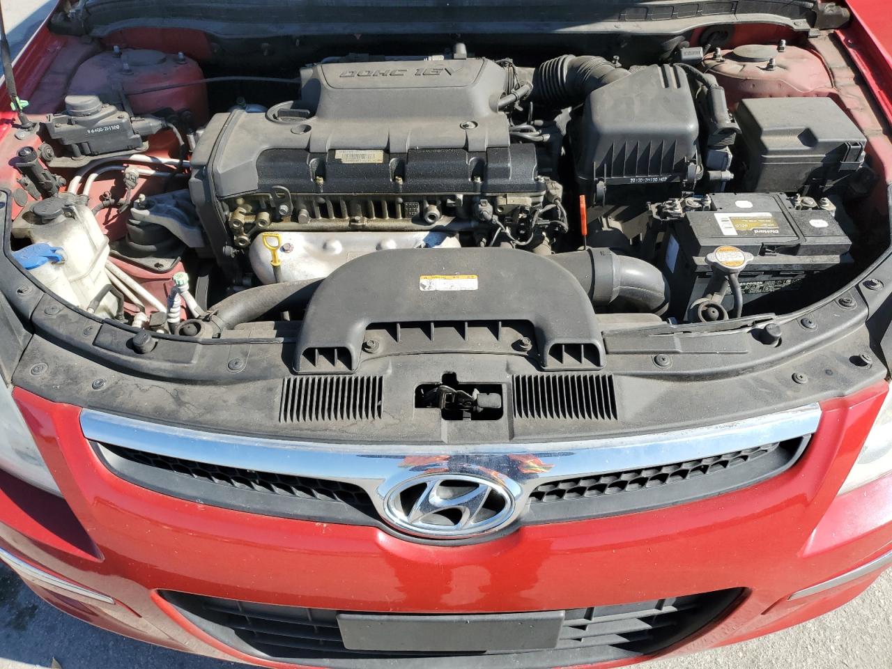 2012 Hyundai Elantra - Image 12
